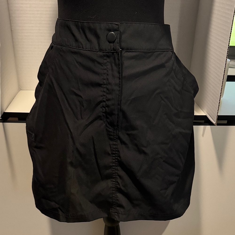 32* Cool Black Skort with Front Seam with Snap and Zipper